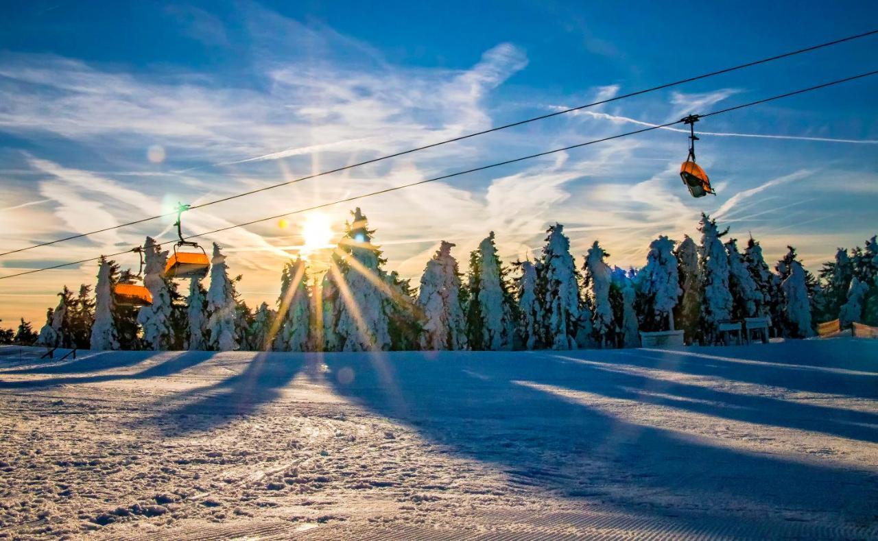 K2 Aparthotel Klinovec Views - Mezonet Apt Loučná pod Klínovcem Eksteriør billede